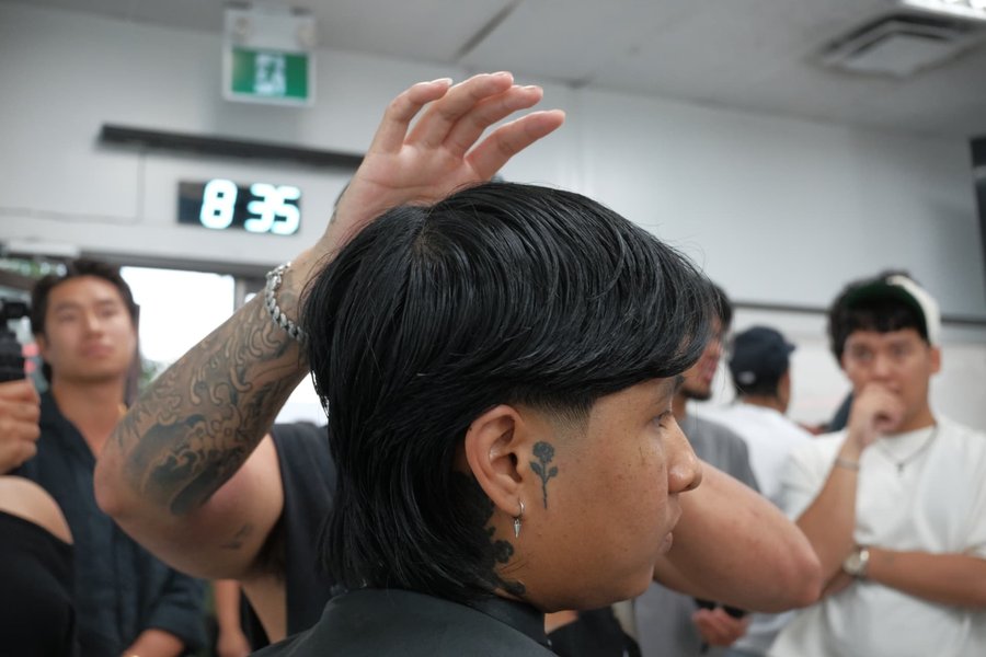 Black shag styled at a live fyf North demo