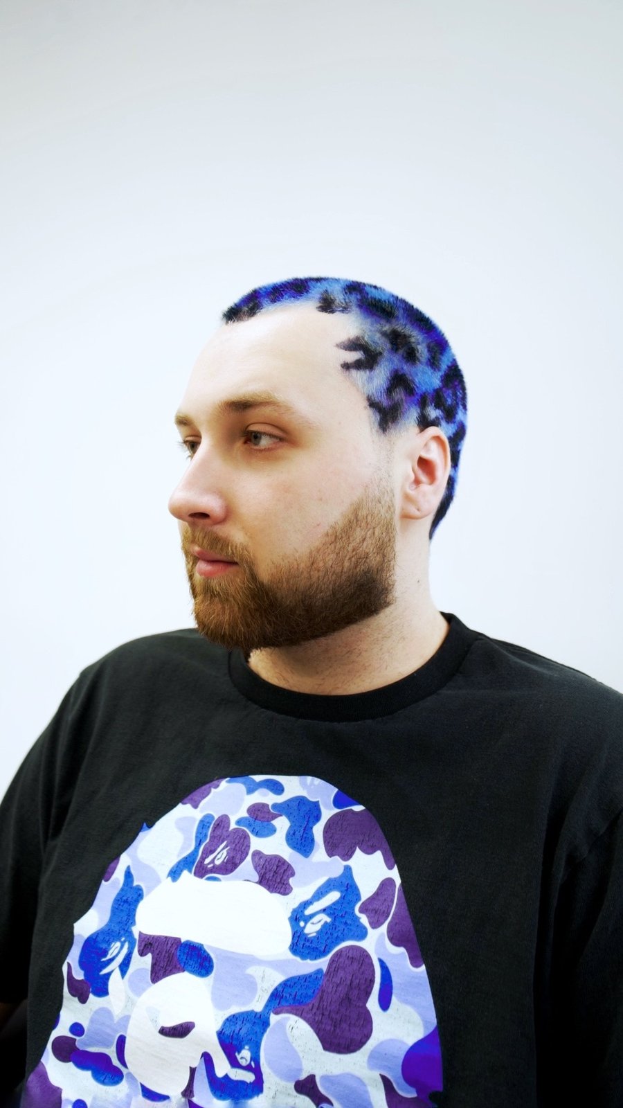 Blue leopard-print colour on a buzz cut at fyf North